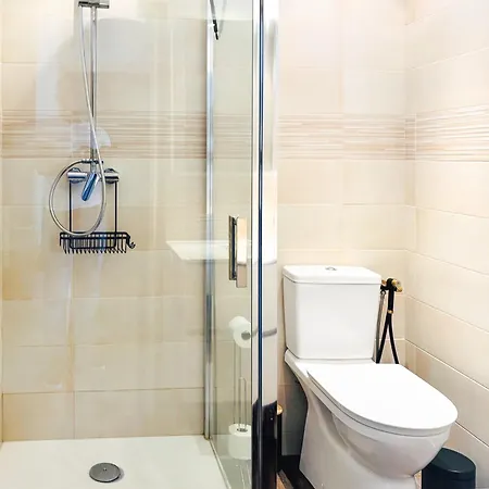 T2 With Parking, Air-conditioned, 10 Min From The Beaches Of Cannes Appartement *