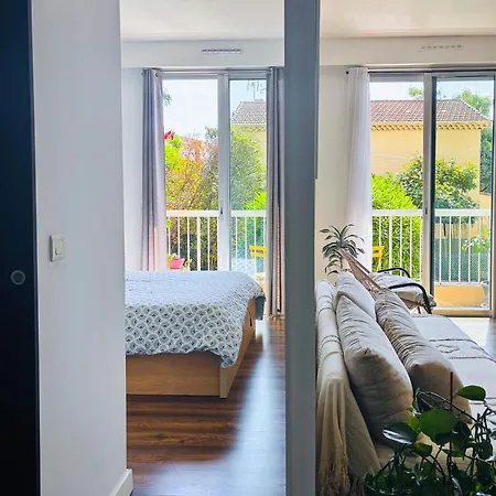 T2 With Parking, Air-conditioned, 10 Min From The Beaches Of Cannes 勒卡内