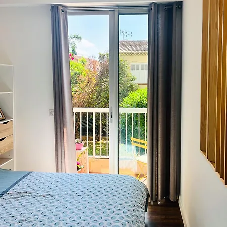 Apartment T2 With Parking, Air-conditioned, 10 Min From The Beaches Of Cannes *