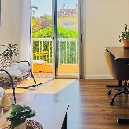 T2 With Parking, Air-conditioned, 10 Min From The Beaches Of Cannes * Le Cannet