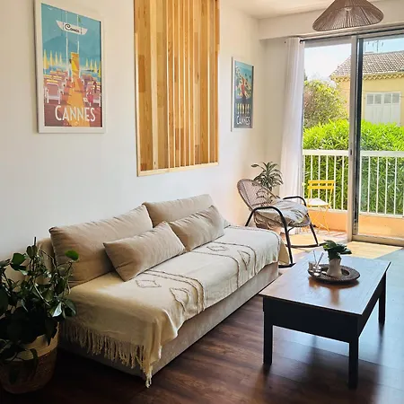 T2 With Parking, Air-conditioned, 10 Min From The Beaches Of Cannes *