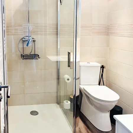 T2 With Parking, Air-conditioned, 10 Min From The Beaches Of Cannes Appartement Le Cannet